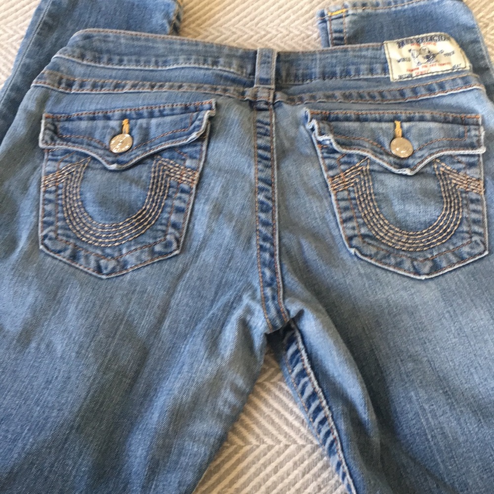 Light wash jeans